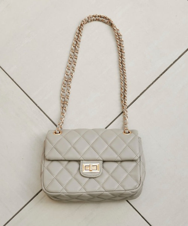 キルティングショルダーBAG
