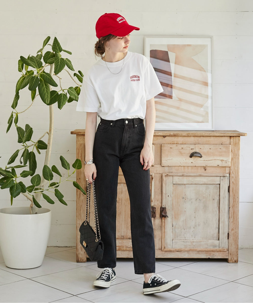 ワンポイント刺繍ロゴTシャツ