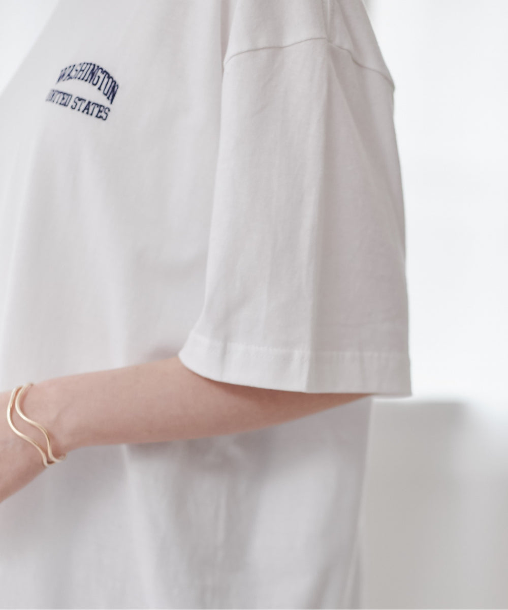 ワンポイント刺繍ロゴTシャツ