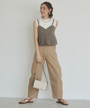 カーブチノパンツ