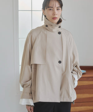 ショートトレンチコート