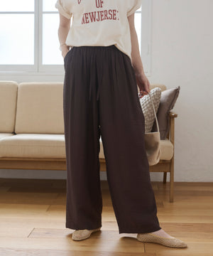 model:168cm ブラウン