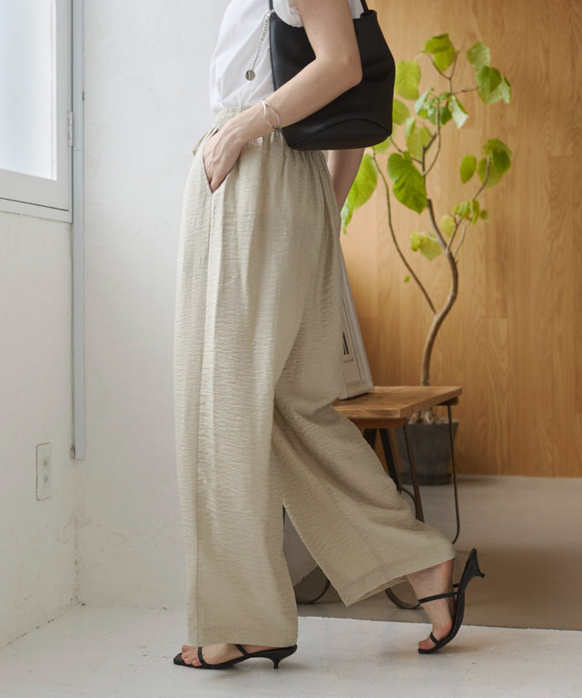 model:168cm　ホワイトアイボリー