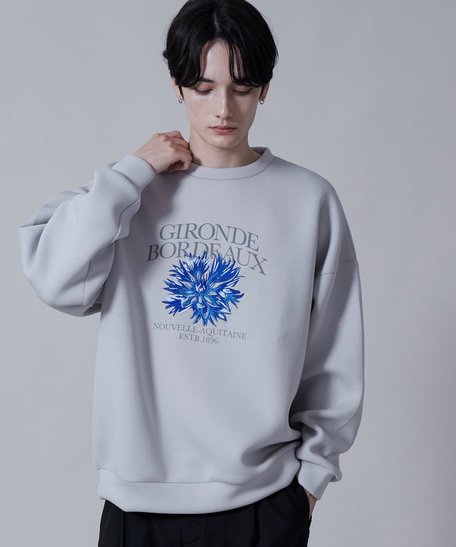 KEEPWARM　グラフィックプルオーバー/Lグレー モデル：180cm L着用