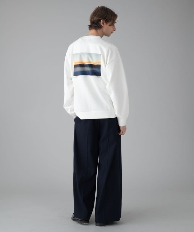 ホワイト モデル：178cm L着用
