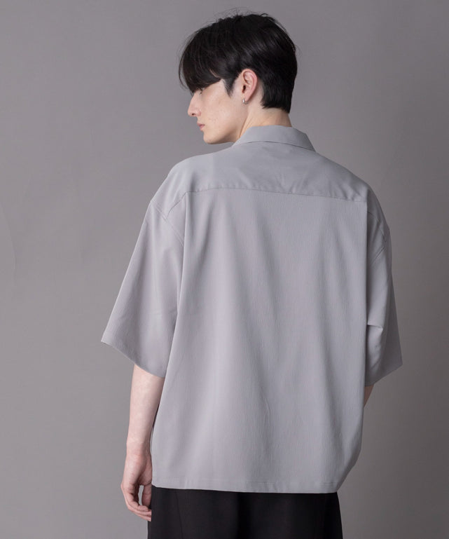 グレー モデル：180cm L着用