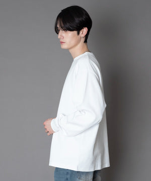 ﾎﾜｲﾄ モデル：180cm L着用