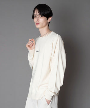 ｵﾌﾎﾜｲﾄ モデル：180cm L着用