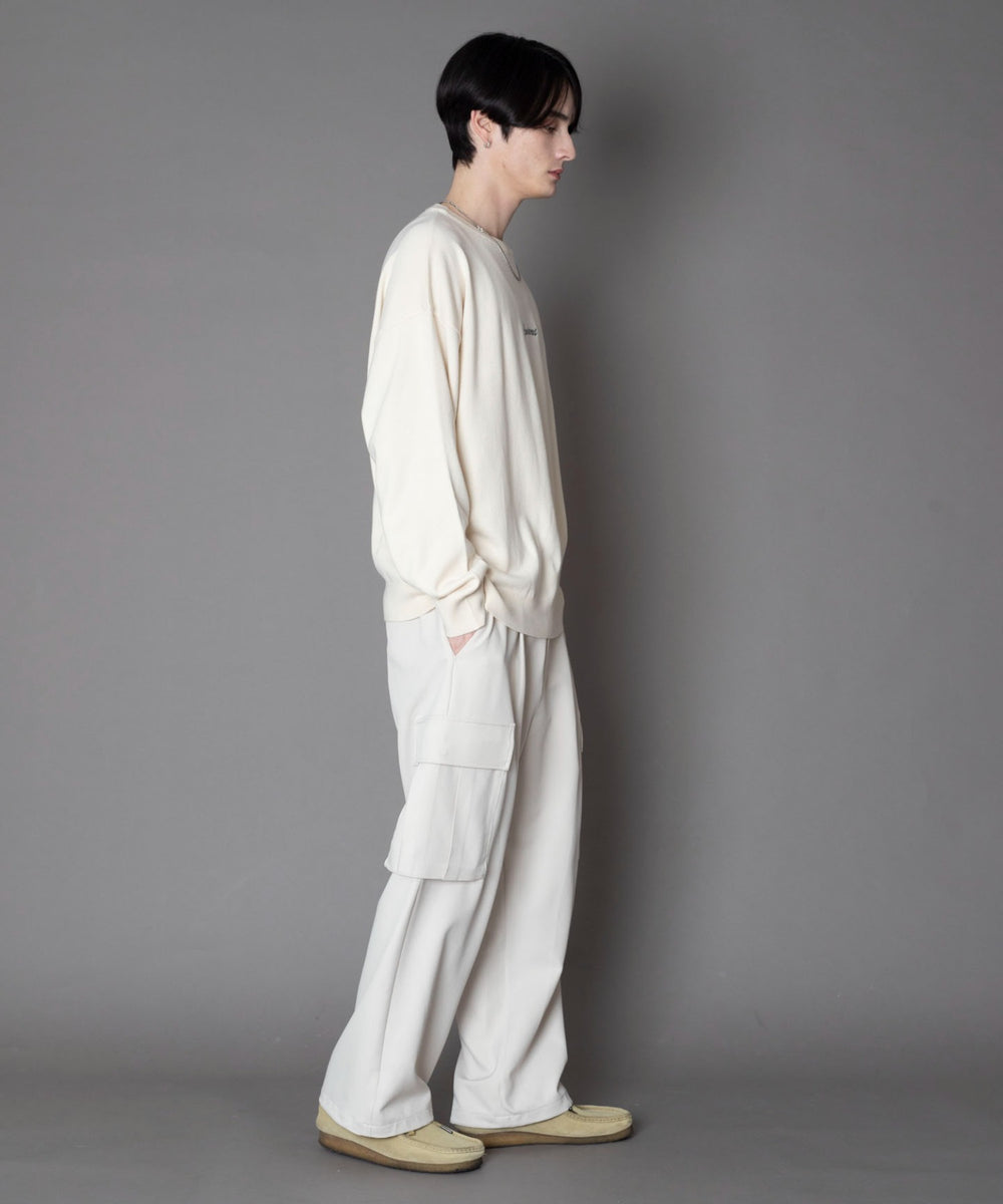 ｵﾌﾎﾜｲﾄ モデル：180cm L着用