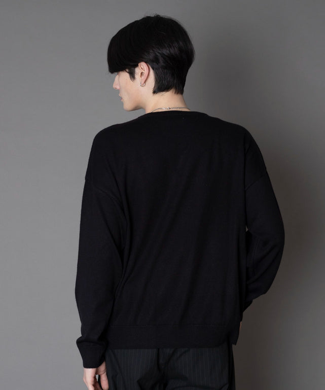 ﾌﾞﾗｯｸ モデル：180cm L着用