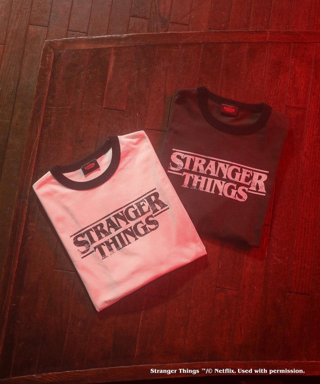 STRANGER　THINGSロゴ　リンガーT