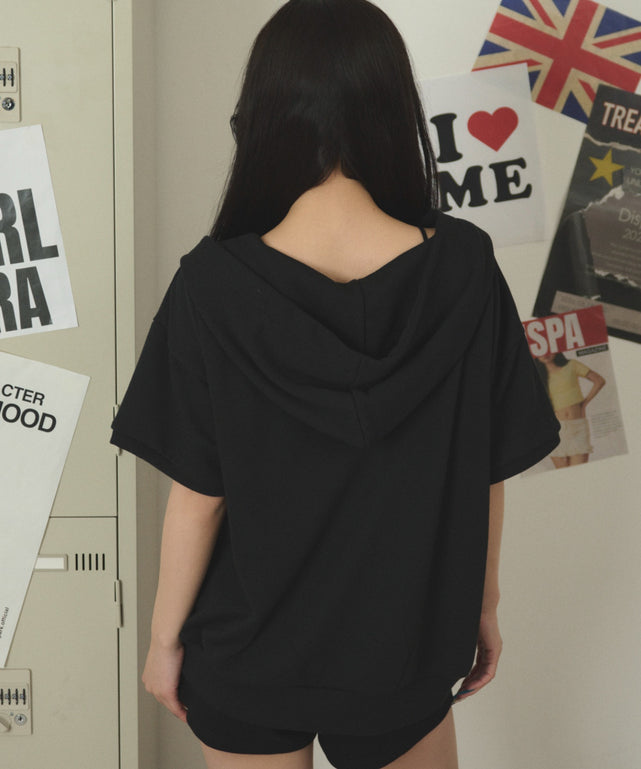 ブラック モデル：163cm F着用