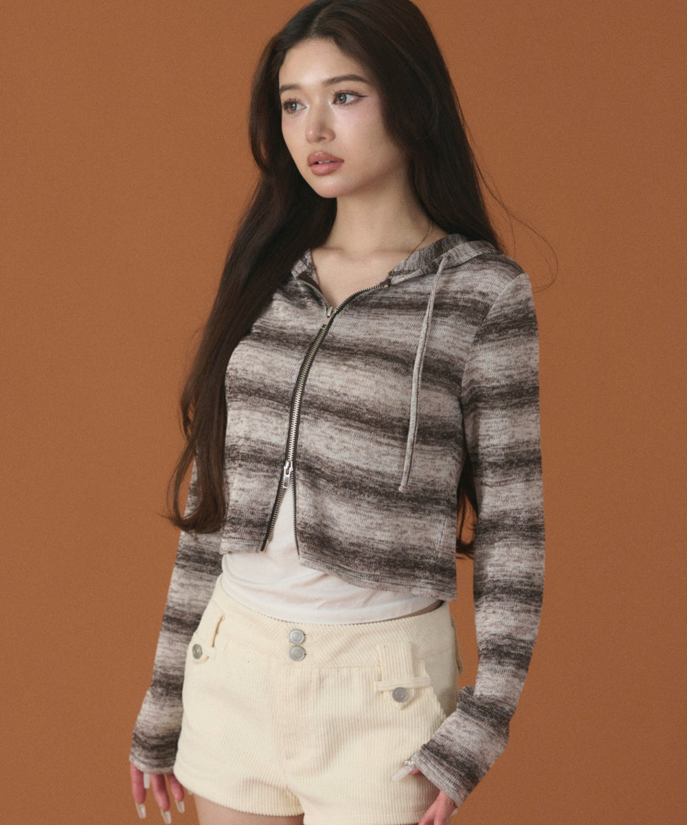 ブラウン モデル：163cm F着用