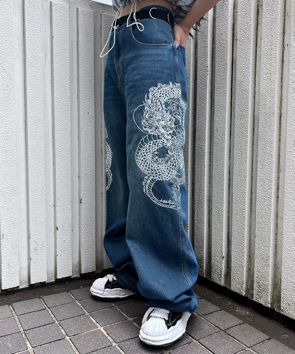 デニム中濃色 モデル：154㎝ S着用