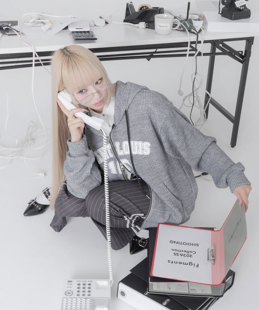 グレー モデル:168cm