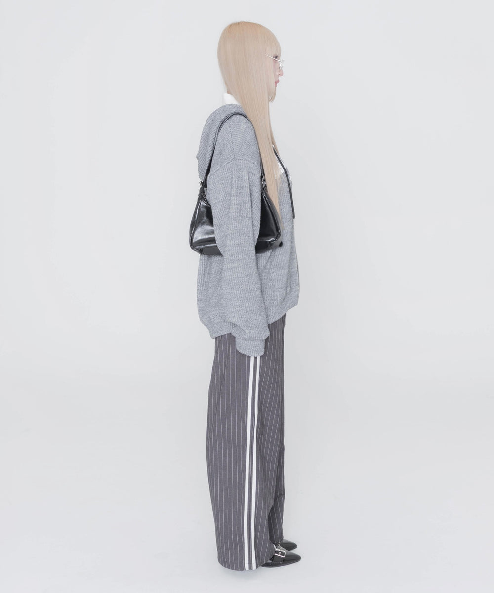 グレー モデル:168cm