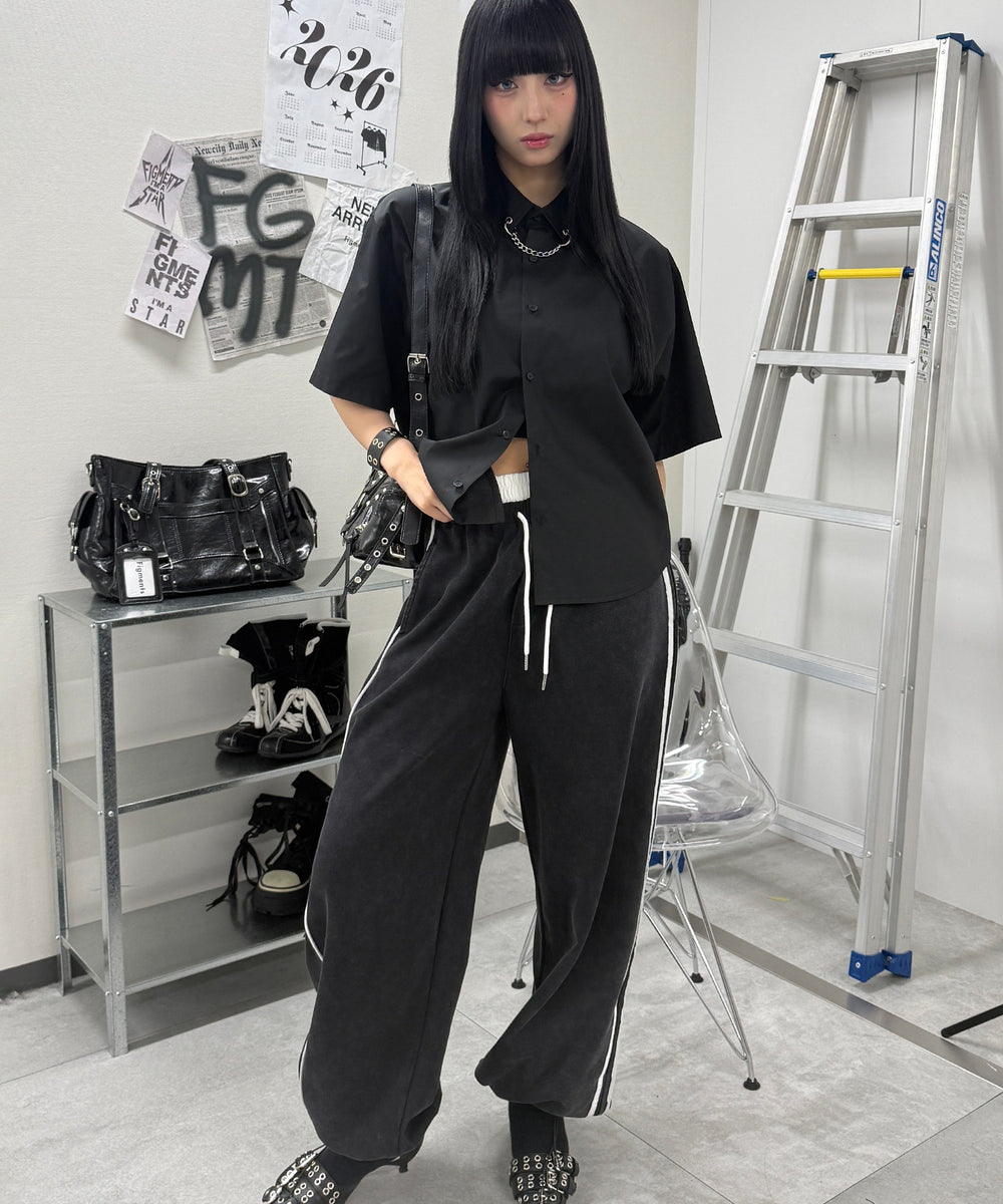 ブラック　モデル:168cm F着用