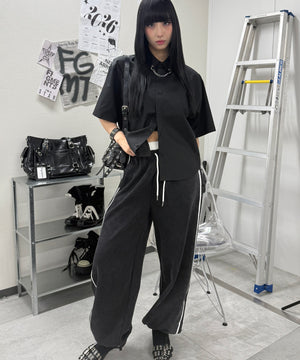 ブラック　モデル:168cm F着用
