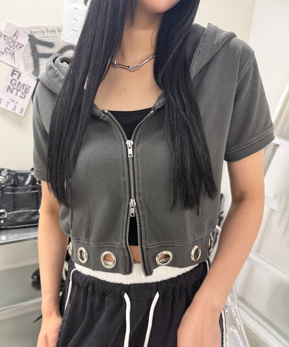 チャコール モデル:168cm F着用