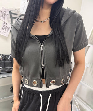 チャコール モデル:168cm F着用