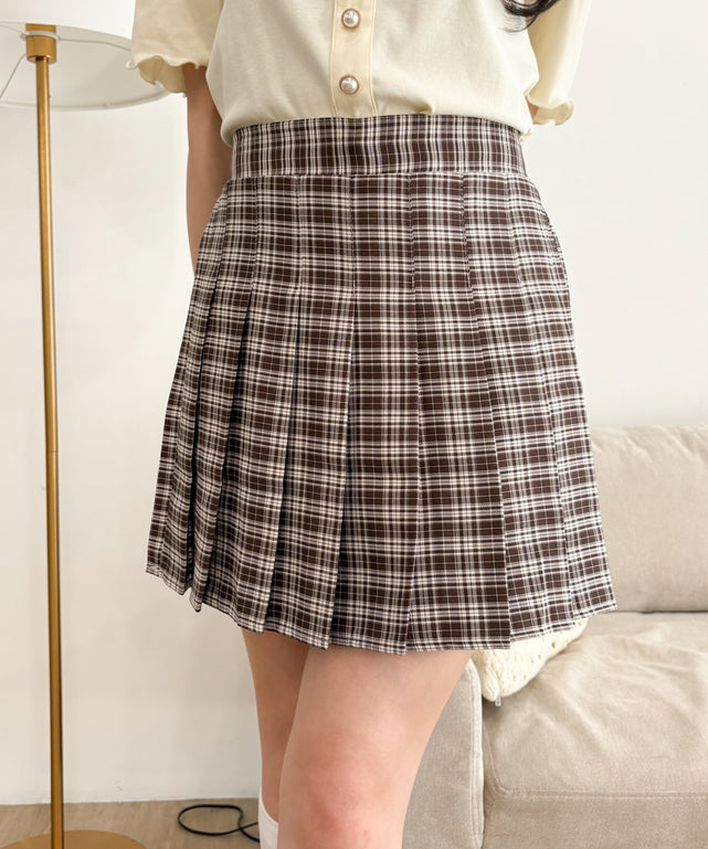 ブラウン モデル：155cm F着用