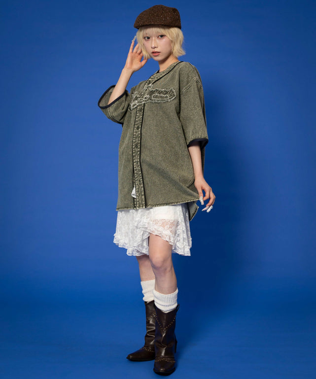 カーキ　モデル:158cm M着用