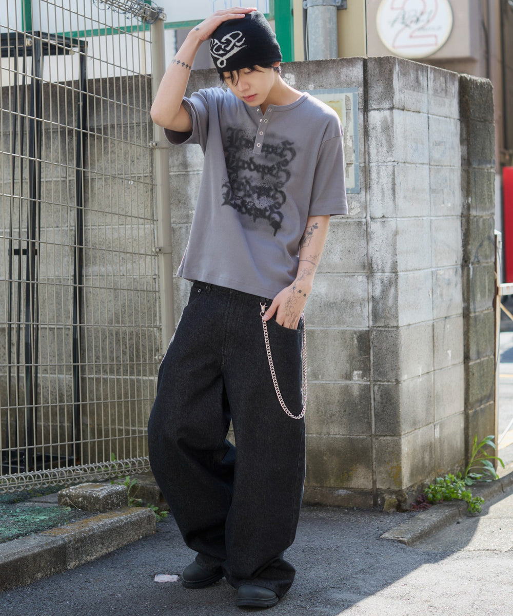 グレー モデル：175cm L着用
