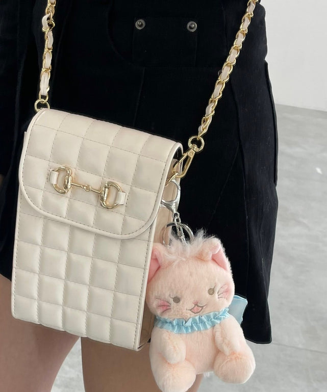 ピンク