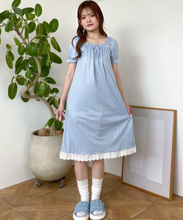 ワンピースルームウェア/サックス　モデル：160cm F着用
