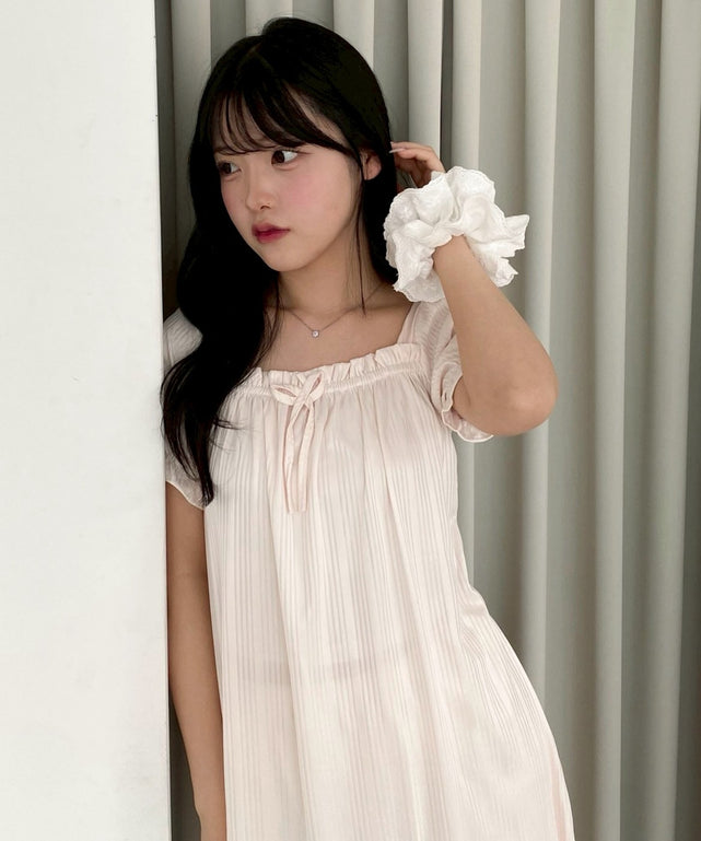 オフホワイト　モデル：155cm F着用
