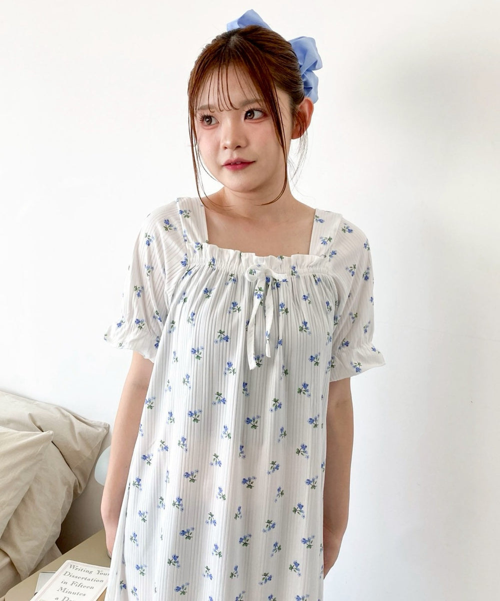 柄１　モデル：160cm F着用