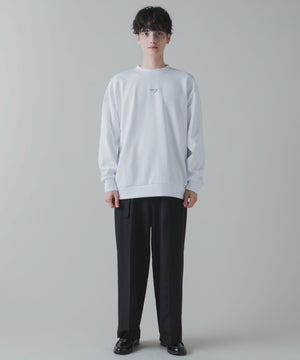 ホワイト モデル：180cm L着用