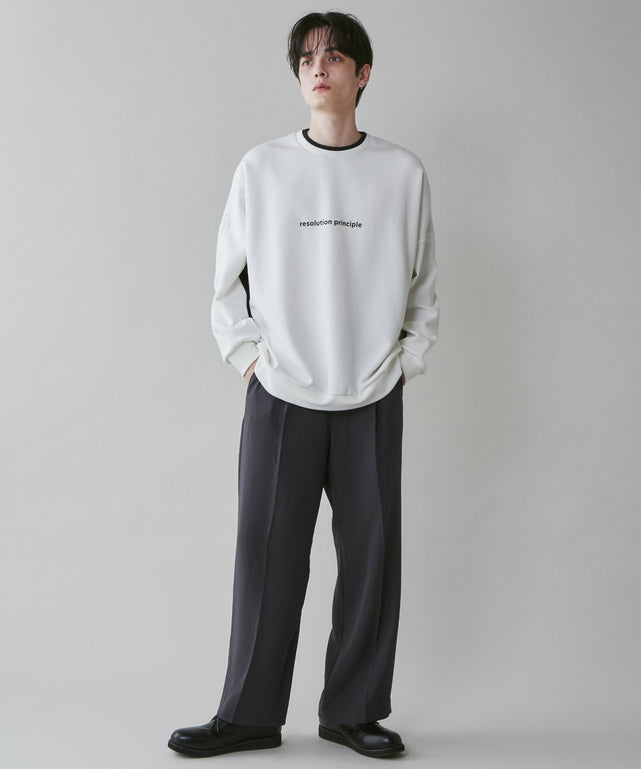 ホワイト モデル：180cm L着用