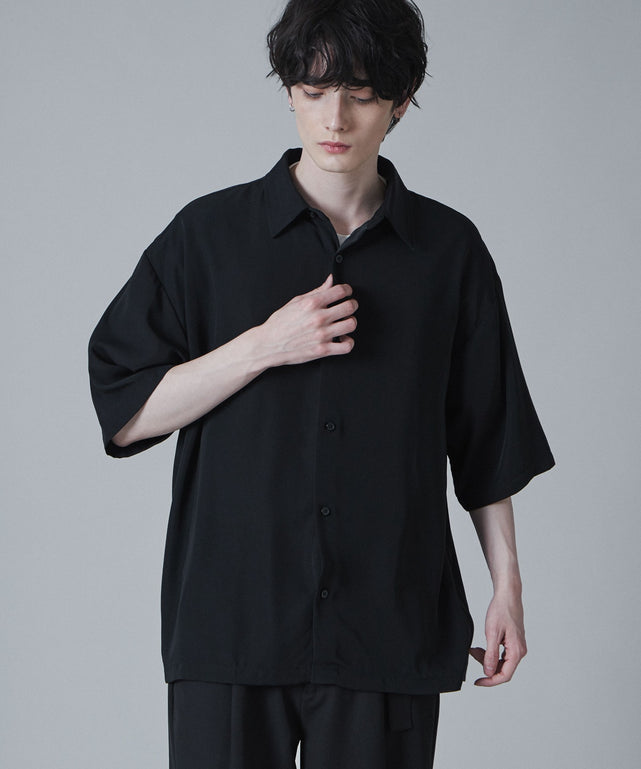 ブラック　モデル:180cm L着用