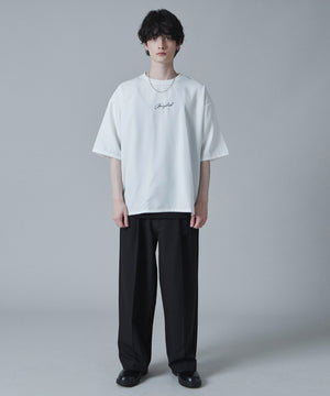 ホワイト モデル：180cm L着用