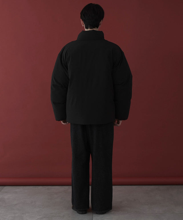 ブラック モデル：180cm L着用