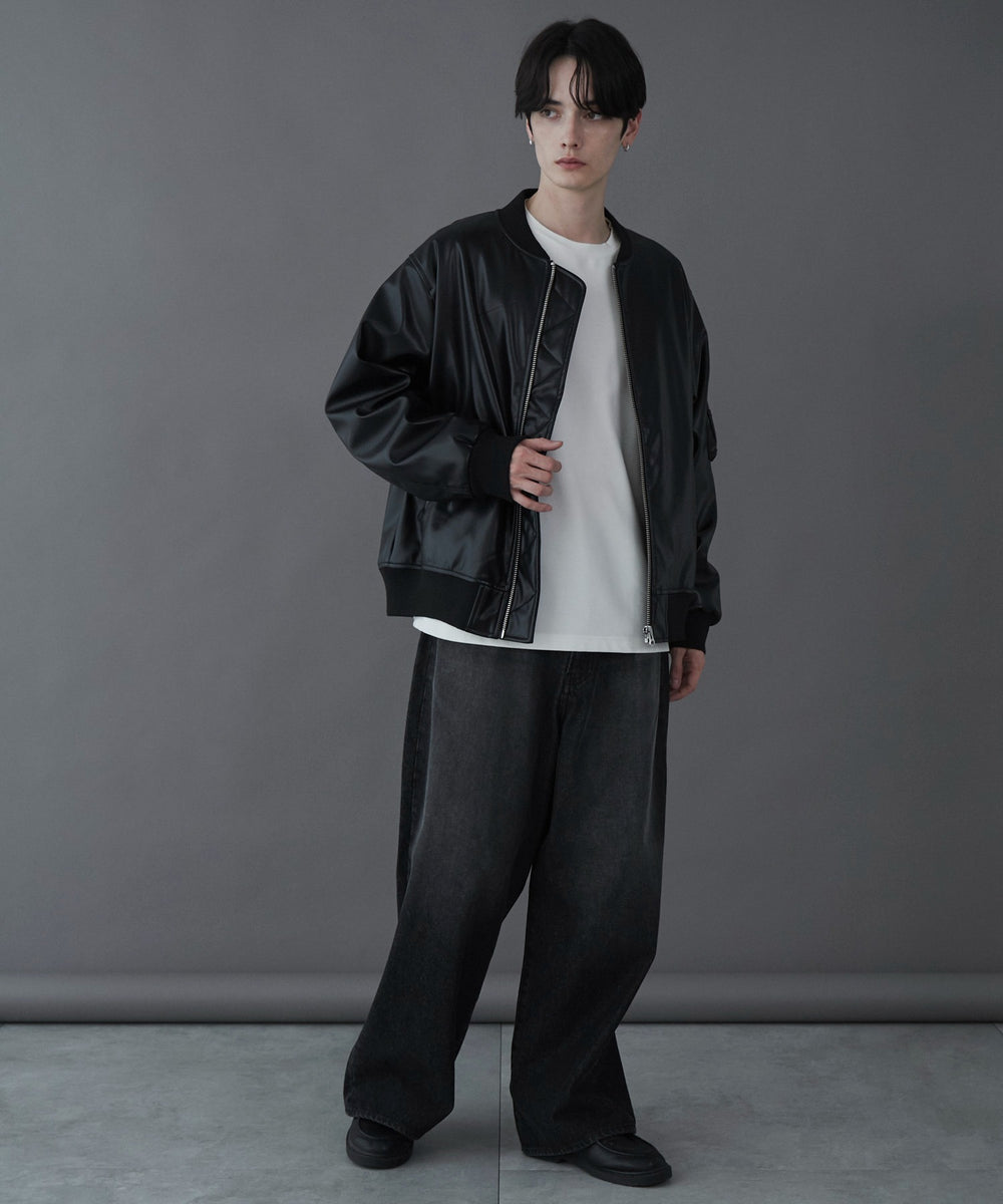 ブラック モデル：180cm L着用