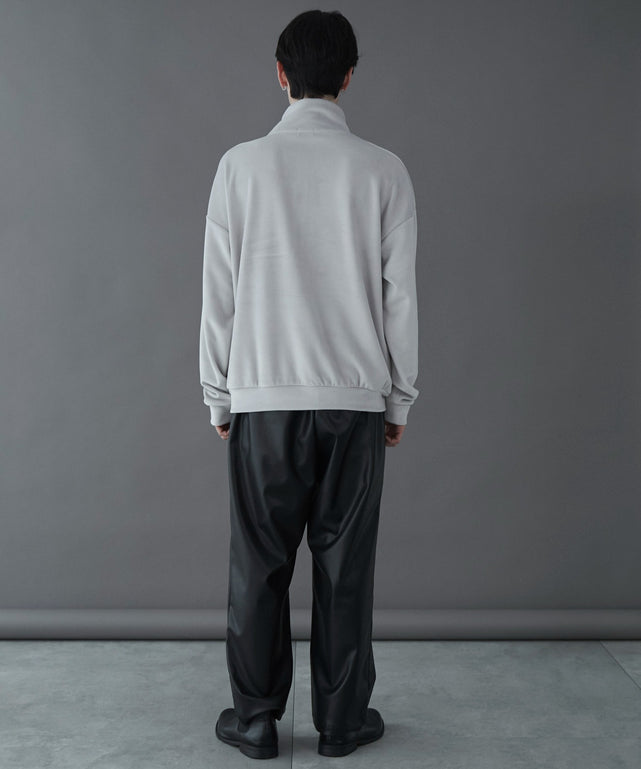 Lグレー モデル：180cm L着用