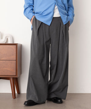 グレーストライプ モデル：180cm L着用
