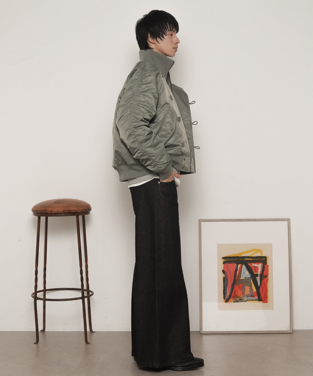 ｶｰｷ モデル：180cm L着用