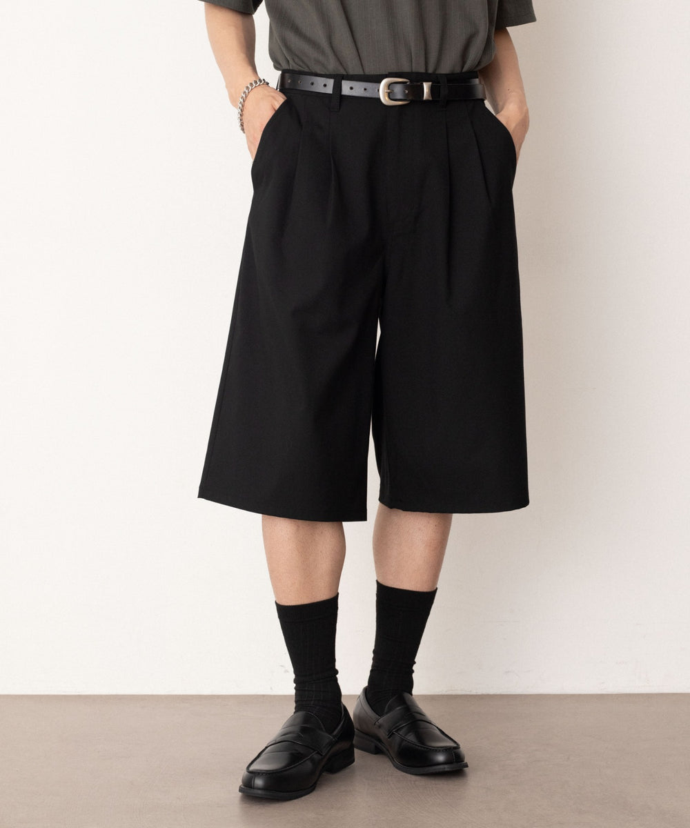 ブラック モデル：180cm L着用