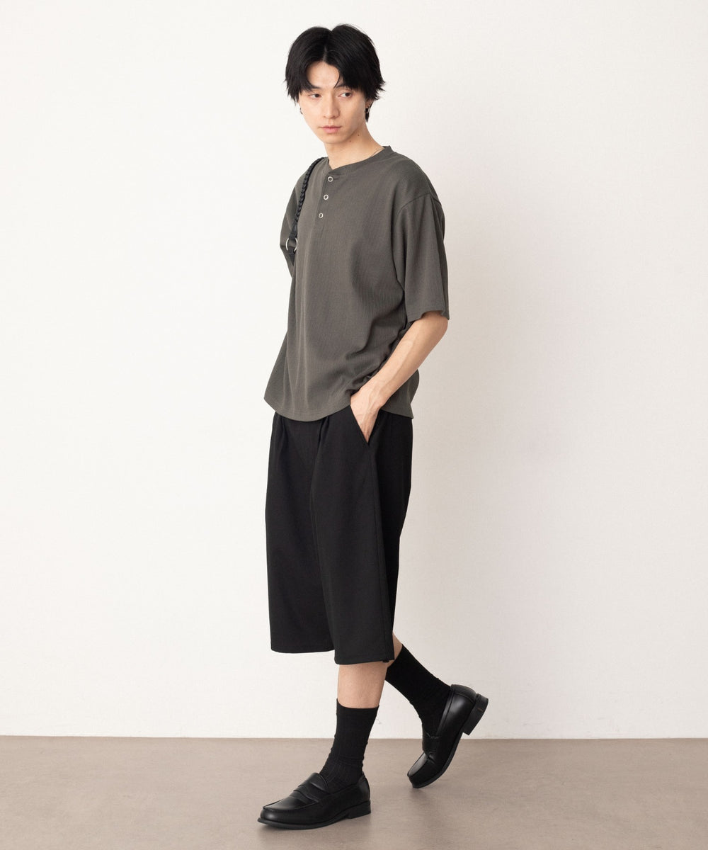 ブラック モデル：180cm L着用