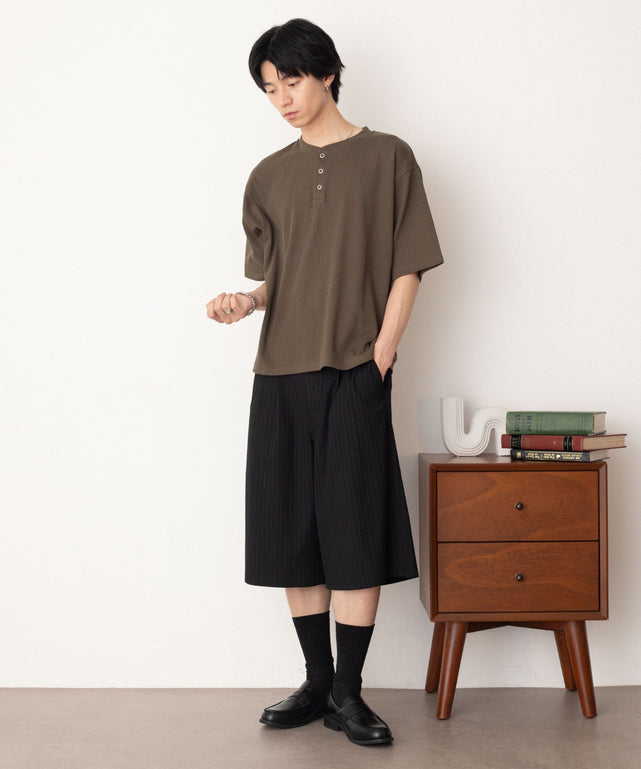 ブラックストライプ モデル：180cm L着用