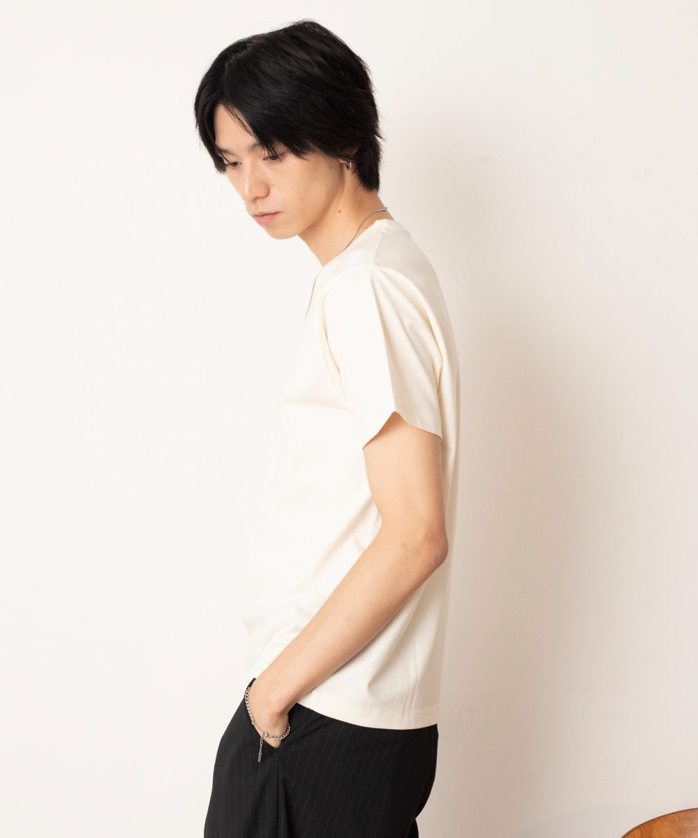 オフホワイト モデル：180cm L着用