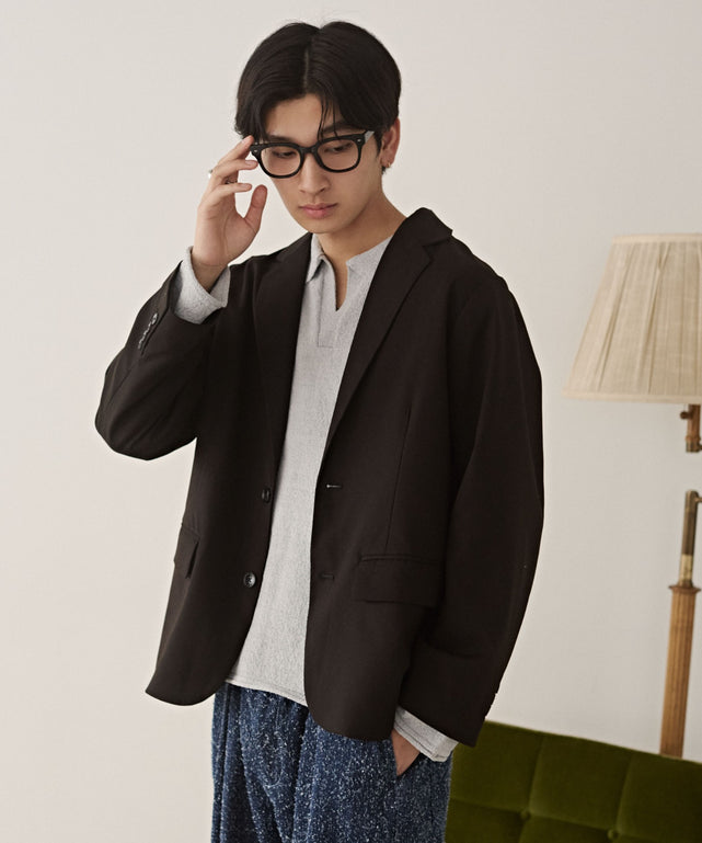 ブラック モデル：180cm L着用