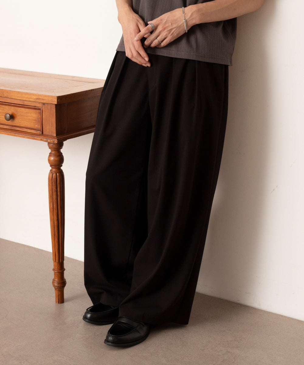 ブラック モデル：180cm L着用