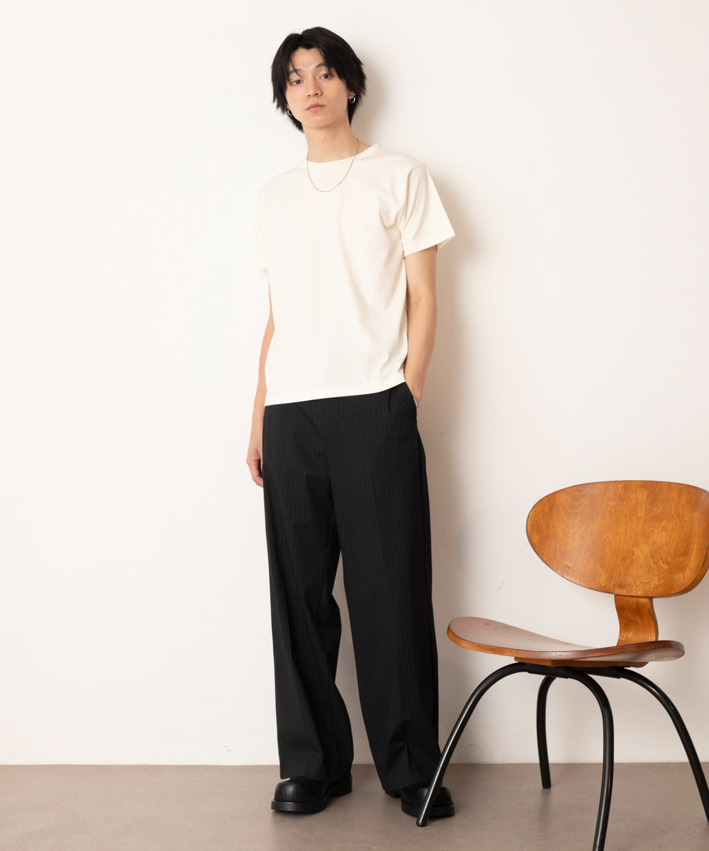 ブラックストライプ モデル：180cm L着用