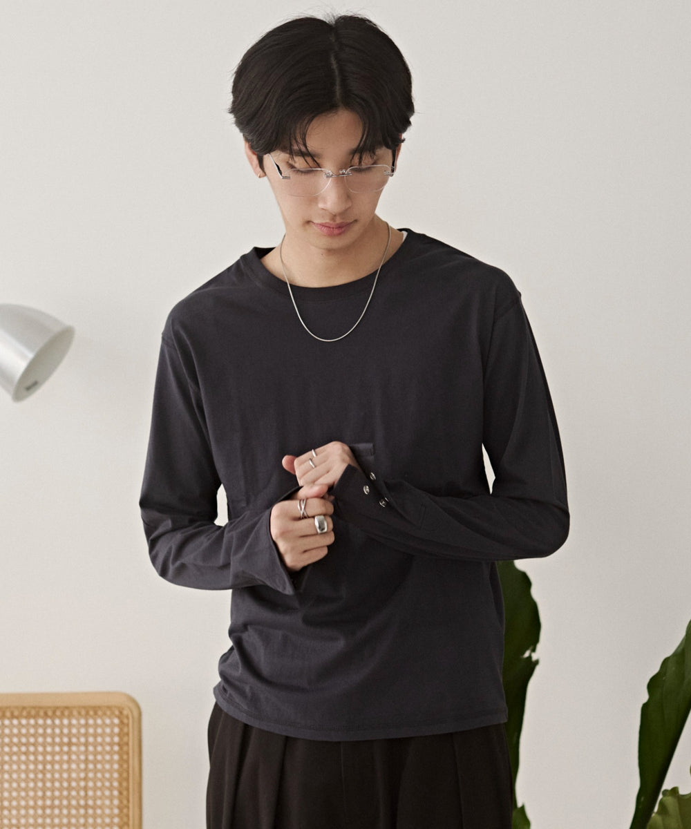 チャコール モデル：180cm L着用