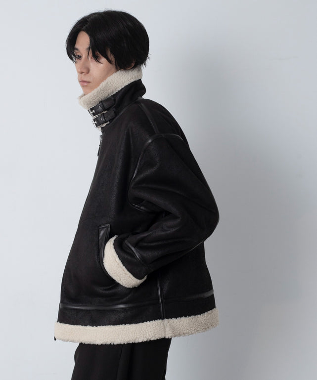 ブラック モデル：180cm L着用