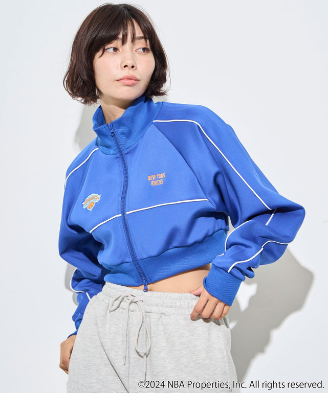 別注NBAショートトラックジャケット/ブルー モデル：160cm F着用